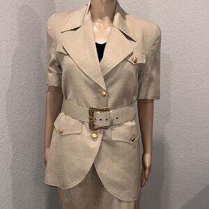 Vintage Alberto Makali ( NewYork,Paris,Rome) 2 pc belted suit, very well made.